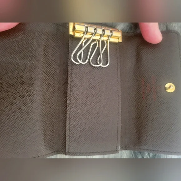 Louis Vuitton Brown Checkered Clutch - Picture 6 of 13